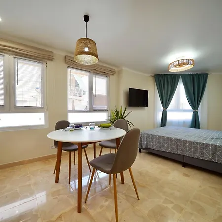 Lägenhetshotell Parsami Santa Pola