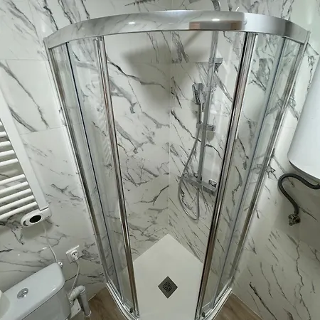 Parsami Lägenhetshotell 3*